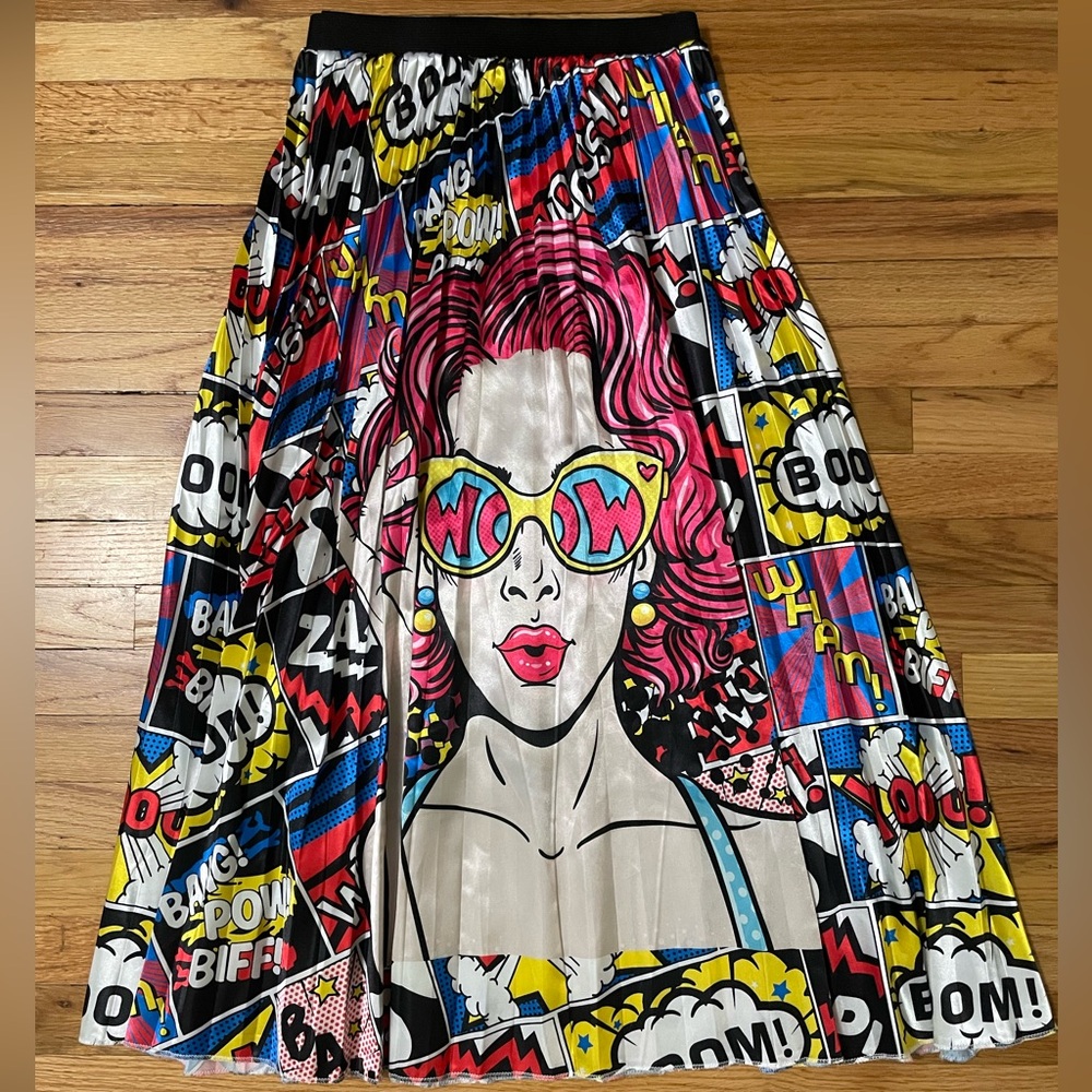 SHEIN Pop Art Comic Pleated Midi Skirt in Size Medium
